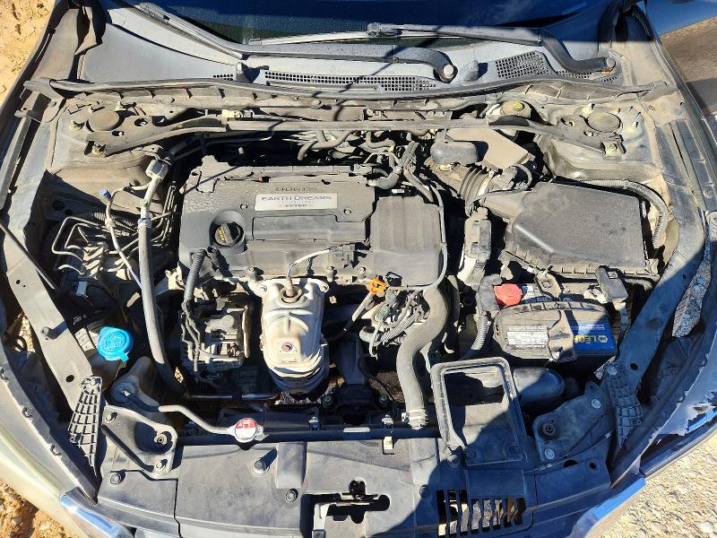 Photo 11 from auction – 2015 HONDA ACCORD with VIN 1HGCR2F51FA122422