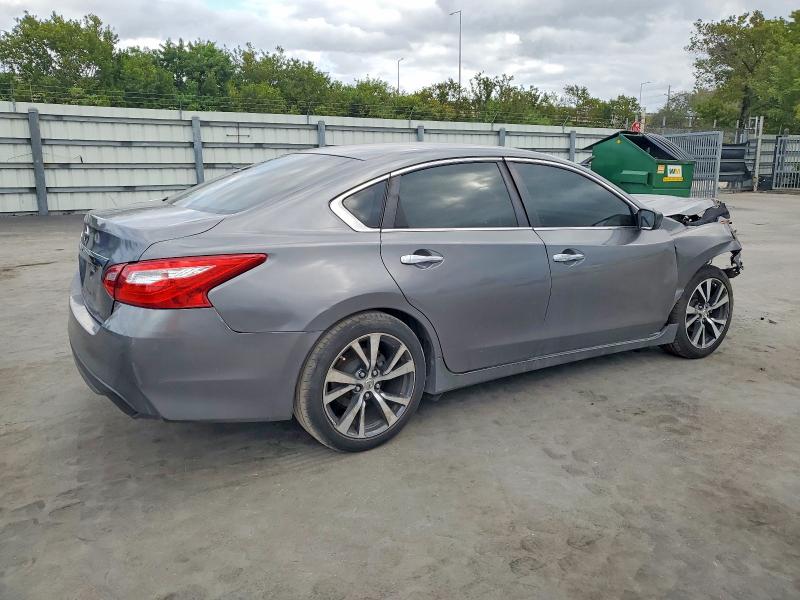 Photo 3 from auction – 2017 NISS ALTIMA with VIN 1N4AL3AP2HN366748