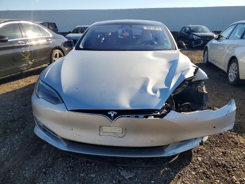 Photo 5 from auction – 2017 TESLA MODEL S with VIN 5YJSA1E28HF231540