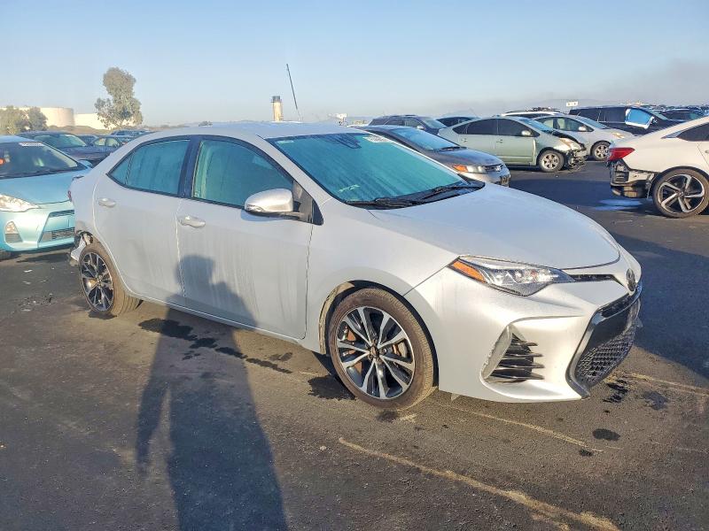 Photo 4 from auction – 2018 TOYOTA COROLLA with VIN 2T1BURHE1JC087237