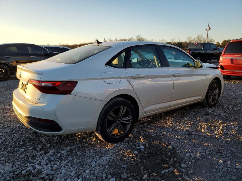 Photo 3 from auction – 2023 VOLKSWAGEN JETTA with VIN 3VW7M7BU0PM049876