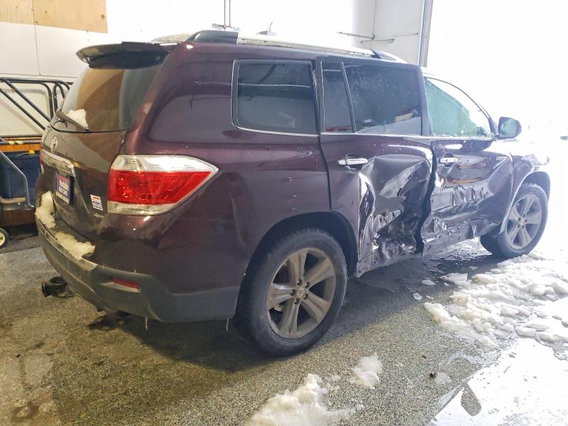 Photo 3 from auction – 2011 TOYOTA HIGHLANDER with VIN 5TDDK3EH6BS046007