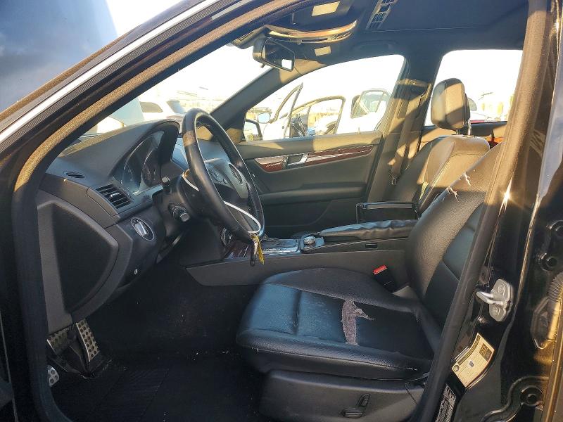 Photo 7 from auction – 2011 MERCEDES-BENZ C 300 with VIN WDDGF5EB0BR185367