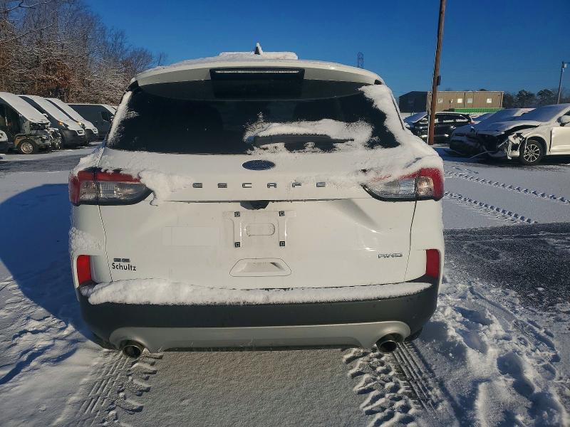 Photo 6 from auction – 2022 FORD ESCAPE SE with VIN 1FMCU9G60NUB10574