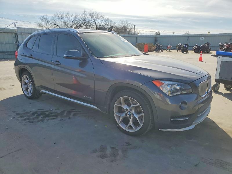 Photo 4 from auction – 2015 BMW X1 XDRIVE2 with VIN WBAVL1C55FVY25356