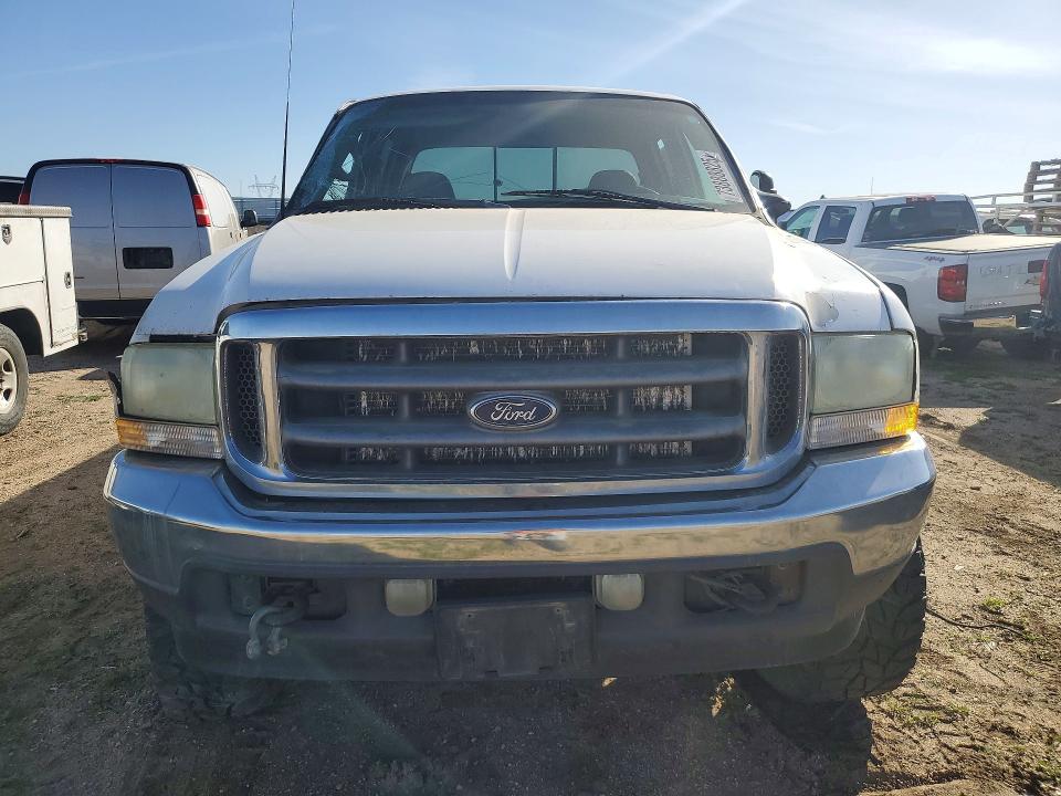 Foto 5 de la subasta – 2002 FORD F250 SUPER con VIN 1FTNW21F92EA84876