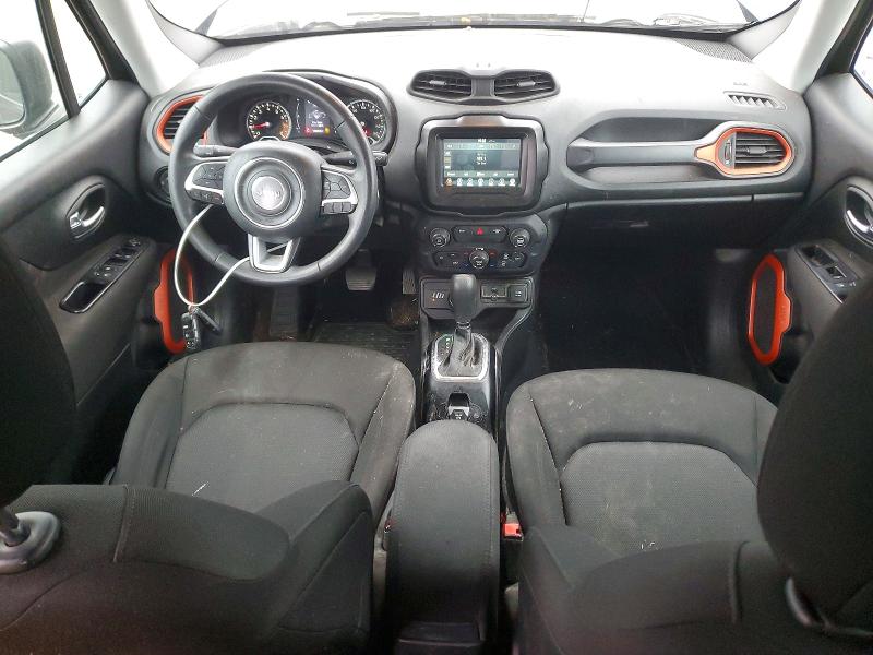 Photo 8 from auction – 2018 JEEP RENEGADE S with VIN ZACCJBAB6JPH59477