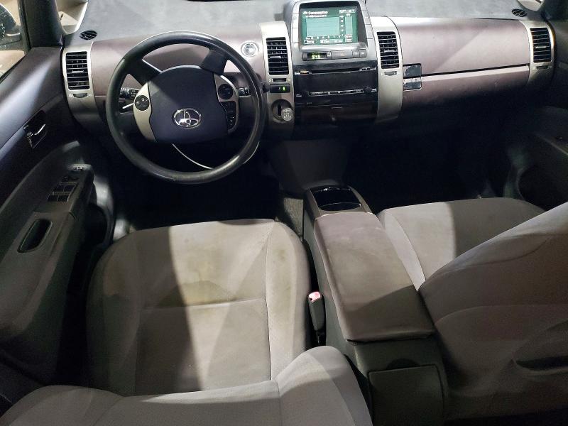 Photo 8 from auction – 2004 TOYOTA PRIUS with VIN JTDKB20U040111350