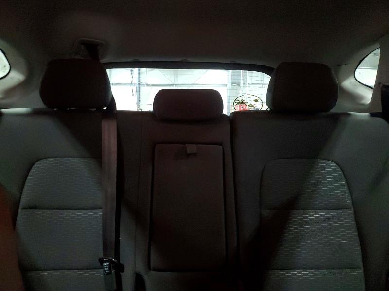 Photo 10 from auction – 2019 HYUNDAI TUCSON SE with VIN KM8J2CA42KU889358