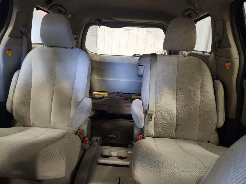 Photo 10 from auction – 2012 TOYOTA SIENNA LE with VIN 5TDKK3DC1CS222931