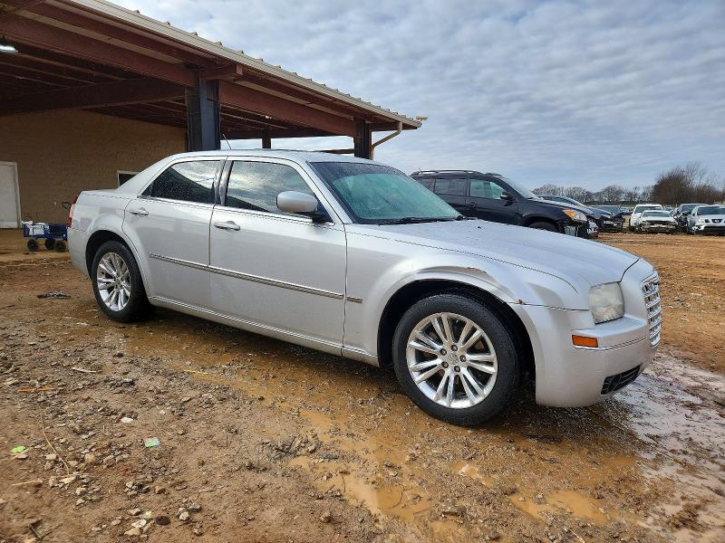 Photo 4 from auction – 2008 CHRYSLER 300 TOURIN with VIN 2C3LA53G28H270830