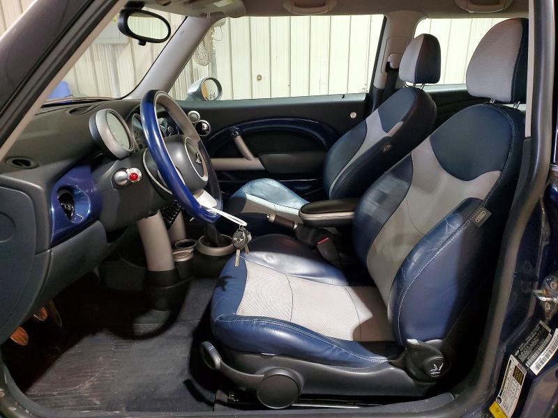 Photo 7 from auction – 2006 MINI COOPER S with VIN WMWRE33576TL17053