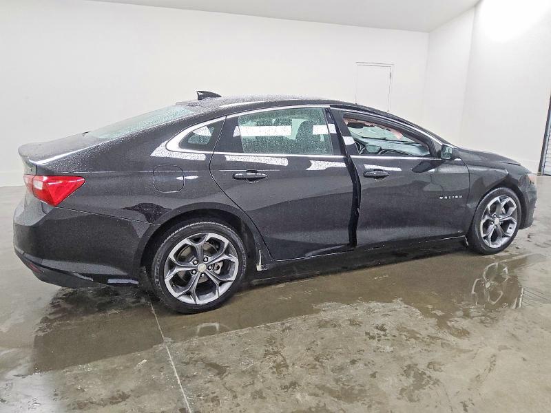 Photo 3 from auction – 2023 CHEVROLET MALIBU with VIN 1G1ZD5ST7PF220302