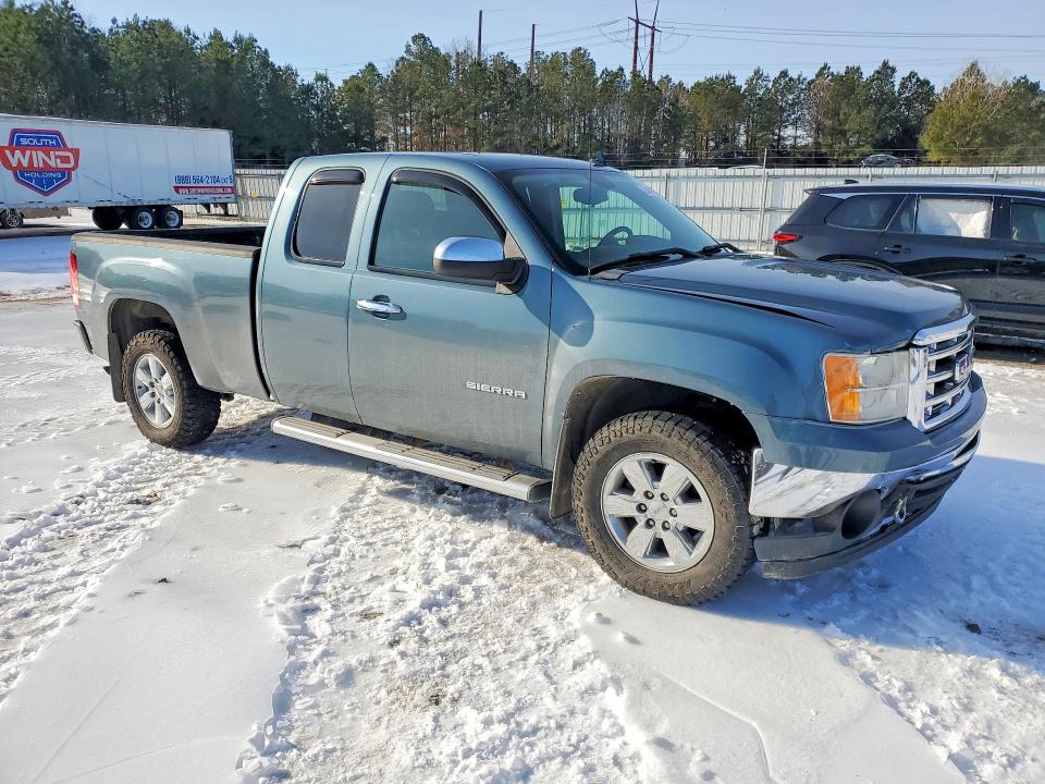 Zdjęcie 4 z aukcji – 2011 GMC SIERRA C15 z VIN 1GTR1VE03BZ316162