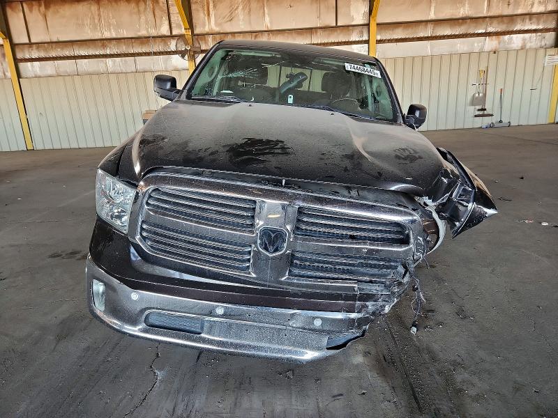 Photo 5 from auction – 2016 RAM 1500 with VIN 1C6RR6LM2GS242874