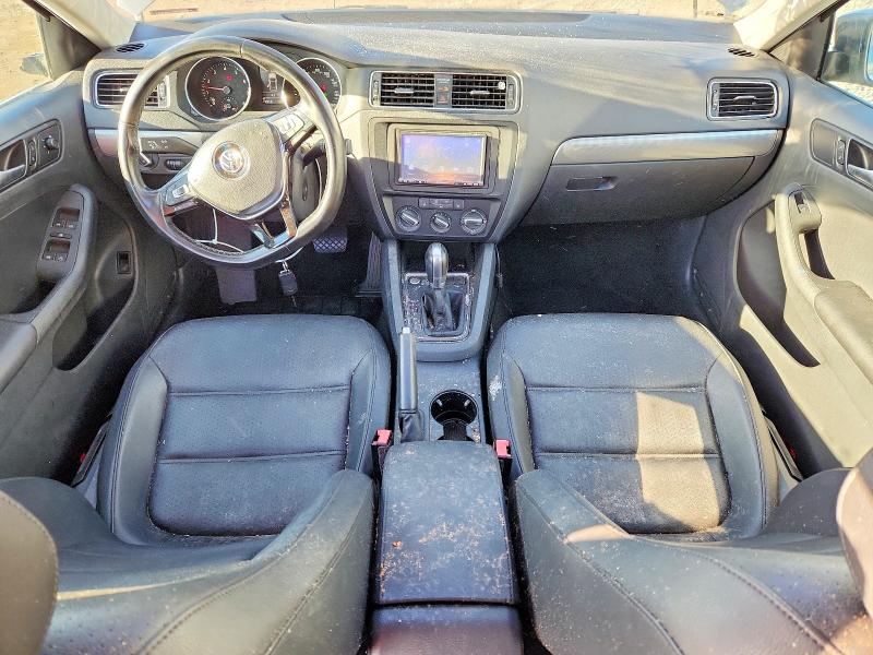 Photo 8 from auction – 2017 VOLKSWAGEN JETTA SE with VIN 3VWDB7AJ7HM273146