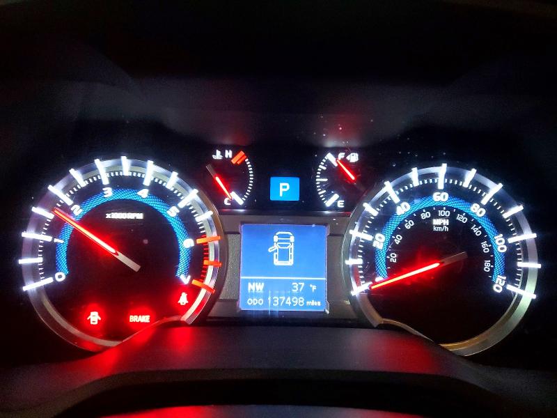 Photo 9 from auction – 2015 TOYOTA 4RUNNER SR with VIN JTEBU5JR8F5236474