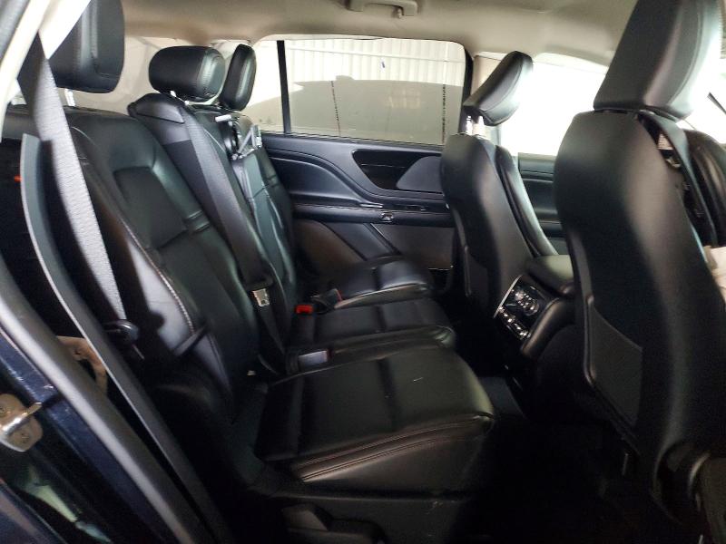 Photo 11 from auction – 2023 LINCOLN AVIATOR with VIN 5LM5J0XC8PGL07896