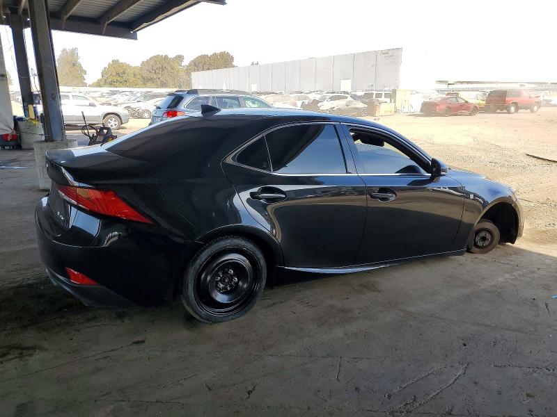 Photo 3 from auction – 2018 LEXUS IS with VIN JTHBZ1D20J5032305