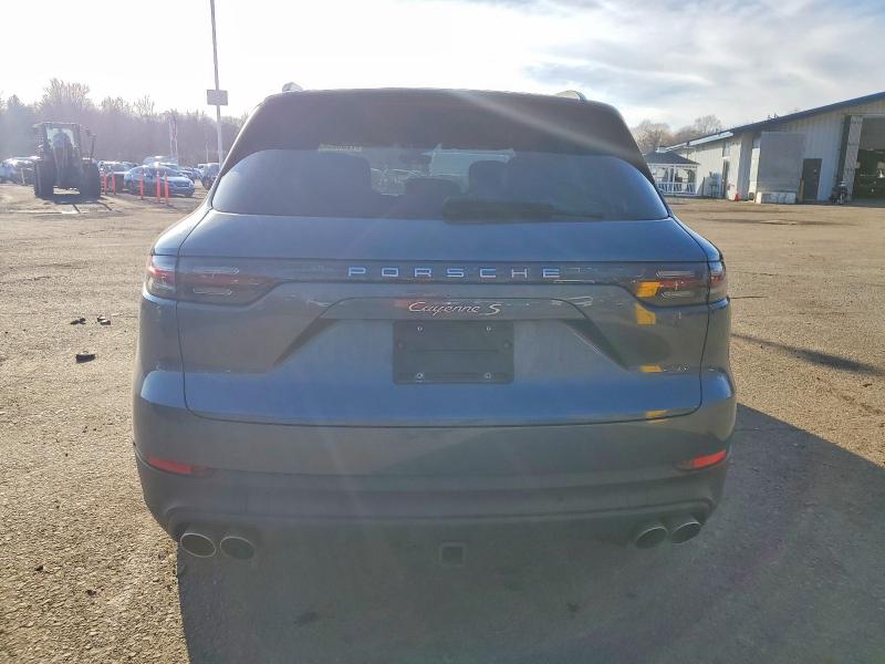Photo 6 from auction – 2019 PORSCHE CAYENNE S with VIN WP1AB2AY3KDA61318