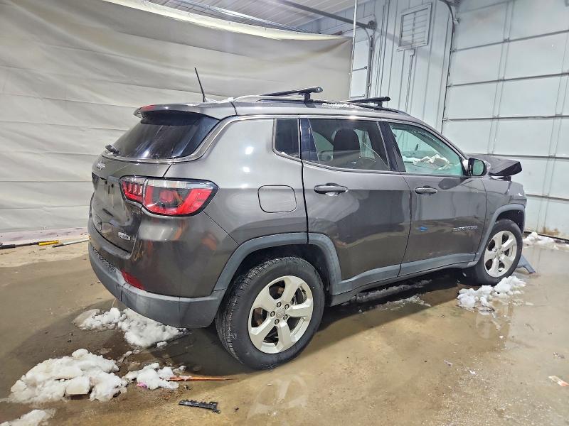 Photo 3 from auction – 2018 JEEP COMPASS with VIN 3C4NJCBBXJT125627
