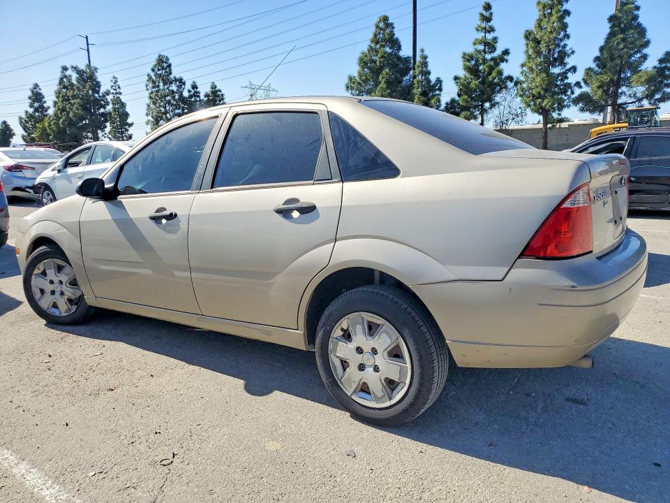 Photo 2 from auction – 2006 FORD FOCUS ZX4 with VIN 1FAFP34N16W189640