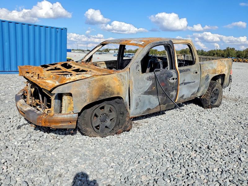 CHEVROLET SILVERADO 2011 with VIN 3GCPKPEA4BG163784 - Photo from auction