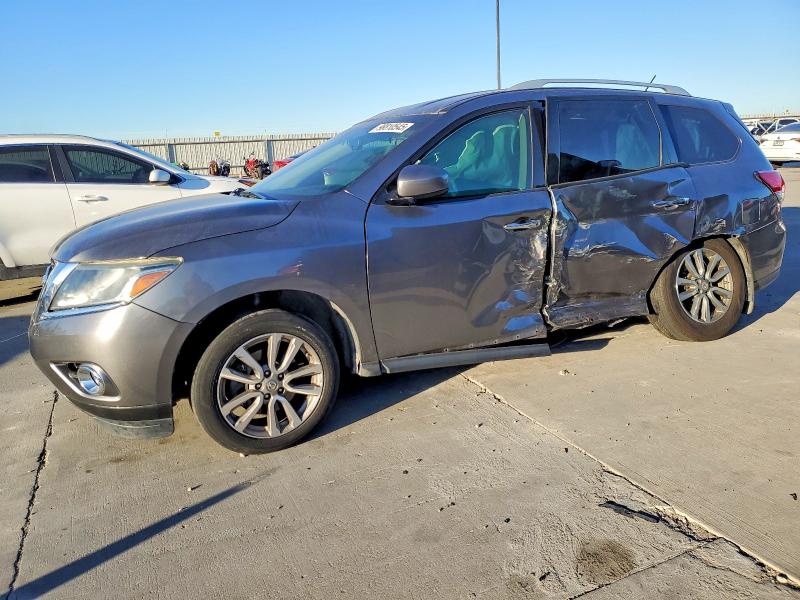 NISSAN PATHFINDER 2015 с VIN 5N1AR2MN9FC688143 - Фото с аукциона