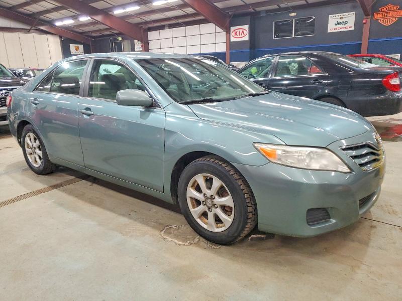 Zdjęcie 4 z aukcji – 2011 TOYOTA CAMRY BASE z VIN 4T1BF3EK2BU747903
