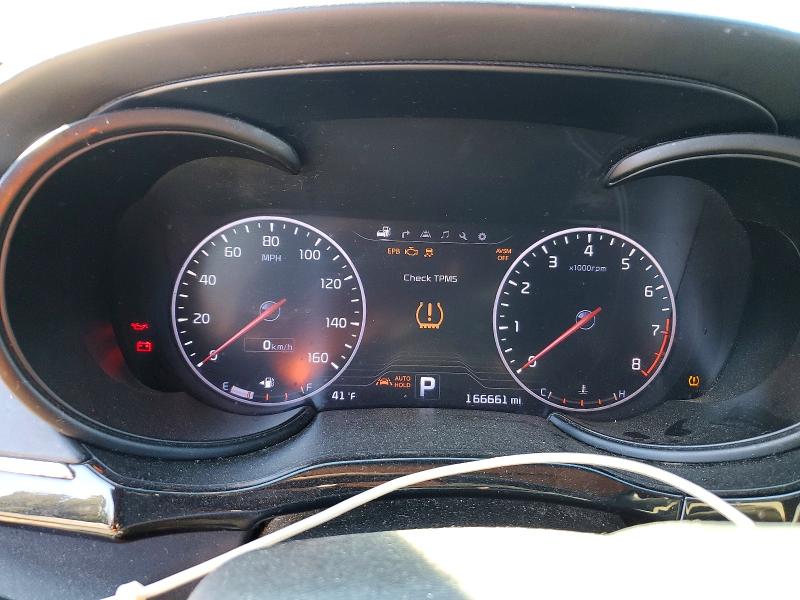 Photo 9 from auction – 2015 KIA K900 with VIN KNALW4D47F6017221