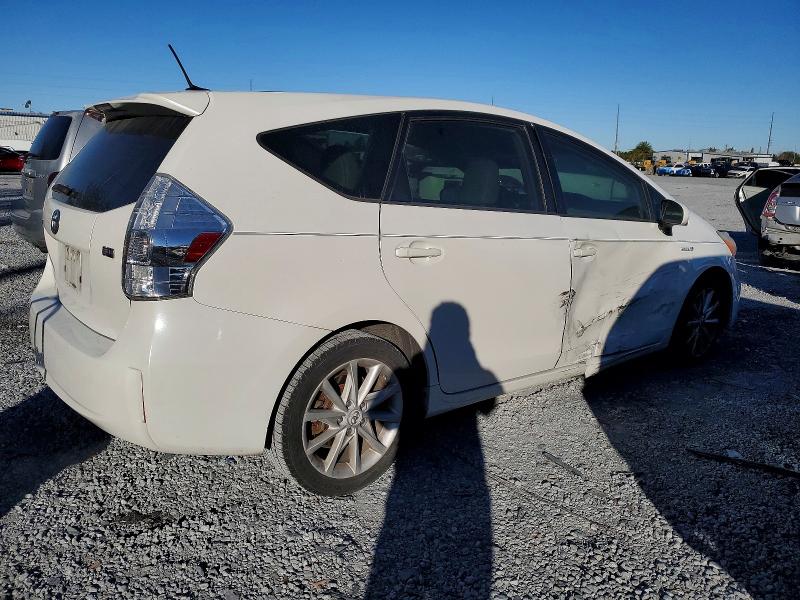Photo 3 from auction – 2012 TOYOTA PRIUS V with VIN JTDZN3EU1C3035560