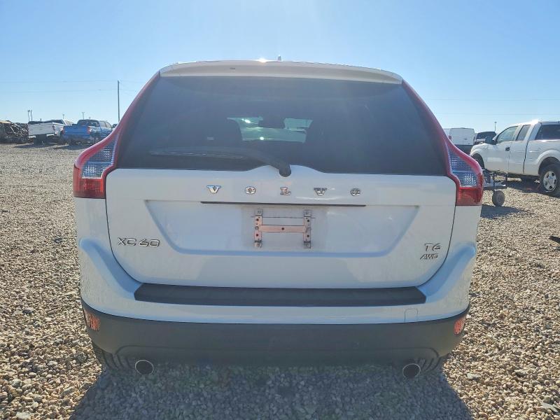 Photo 6 from auction – 2013 VOLVO XC60 T6 with VIN YV4902DZ2D2463504
