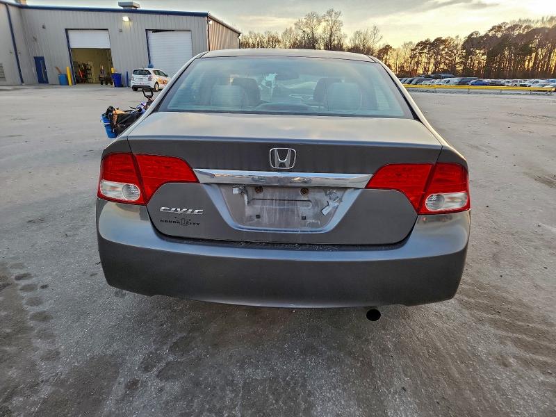 Photo 6 from auction – 2011 HONDA CIVIC EX with VIN 19XFA1F88BE011249