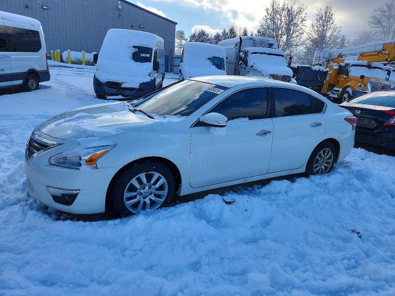 NISSAN ALTIMA 2.5 2015 with VIN 1N4AL3AP2FN891273 - Photo from auction