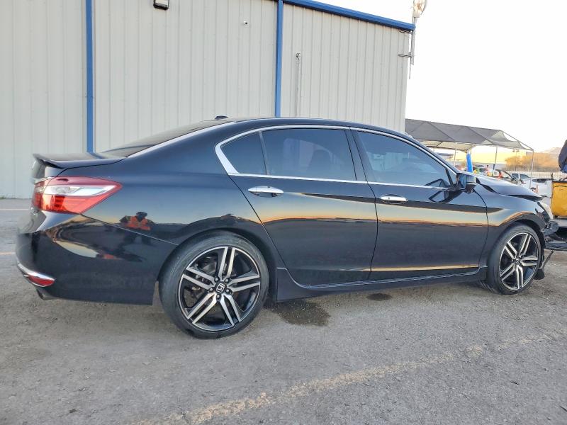 Photo 3 from auction – 2016 HONDA ACCORD with VIN 1HGCR3F91GA012688
