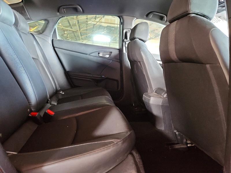 Photo 10 from auction – 2019 HONDA CIVIC SPOR with VIN 2HGFC2F87KH599733