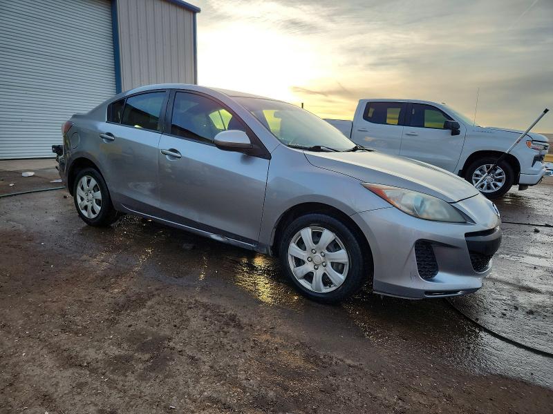 Photo 4 from auction – 2013 MAZDA 3 with VIN JM1BL1UP1D1775291