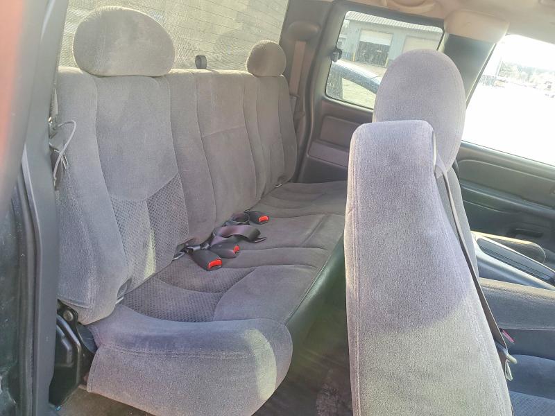 Photo 10 from auction – 2005 CHEVROLET SILVERADO with VIN 1GCEK19B85Z330739