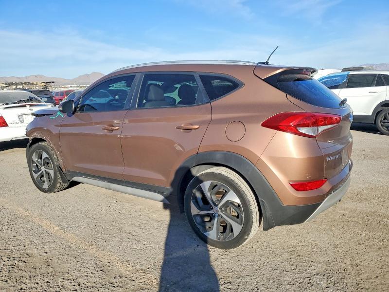Photo 2 from auction – 2017 HYUNDAI TUCSON with VIN KM8J33A29HU524972