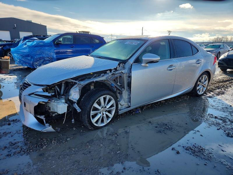 LEXUS IS 250 2014 with VIN JTHCF1D29E5013819 - Photo from auction