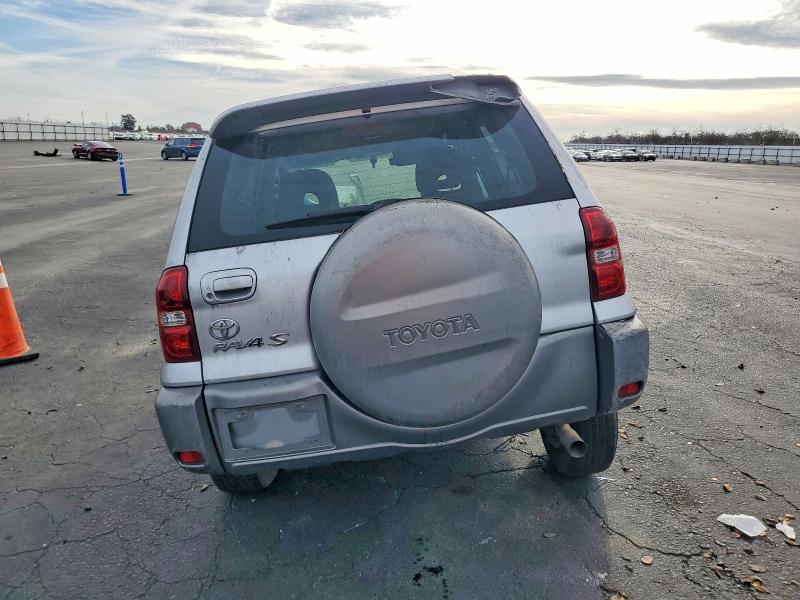 Zdjęcie 6 z aukcji – 2004 TOYOTA RAV4 z VIN JTEGD20V740035131