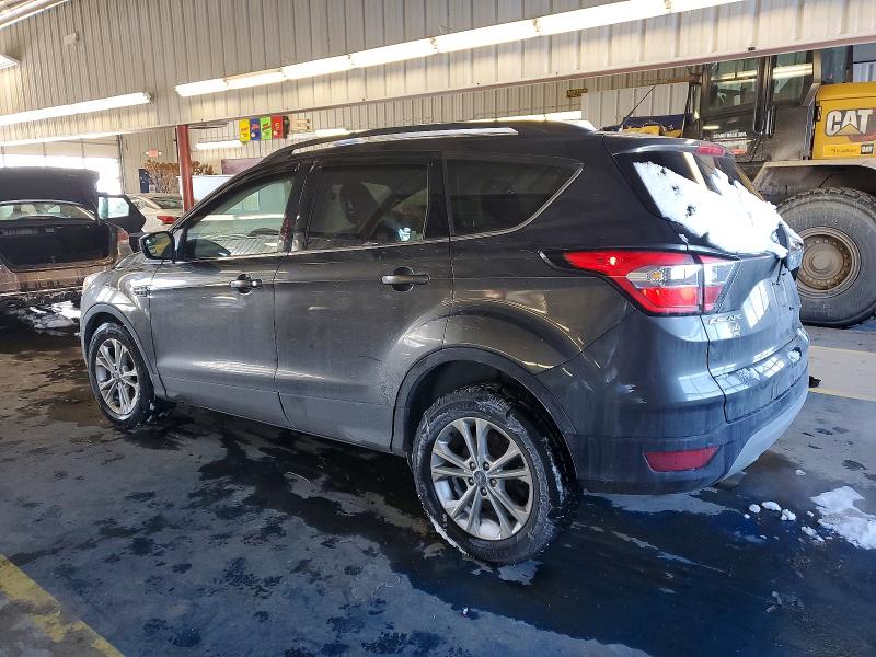 Photo 2 from auction – 2018 FORD ESCAPE with VIN 1FMCU0GD2JUD06956