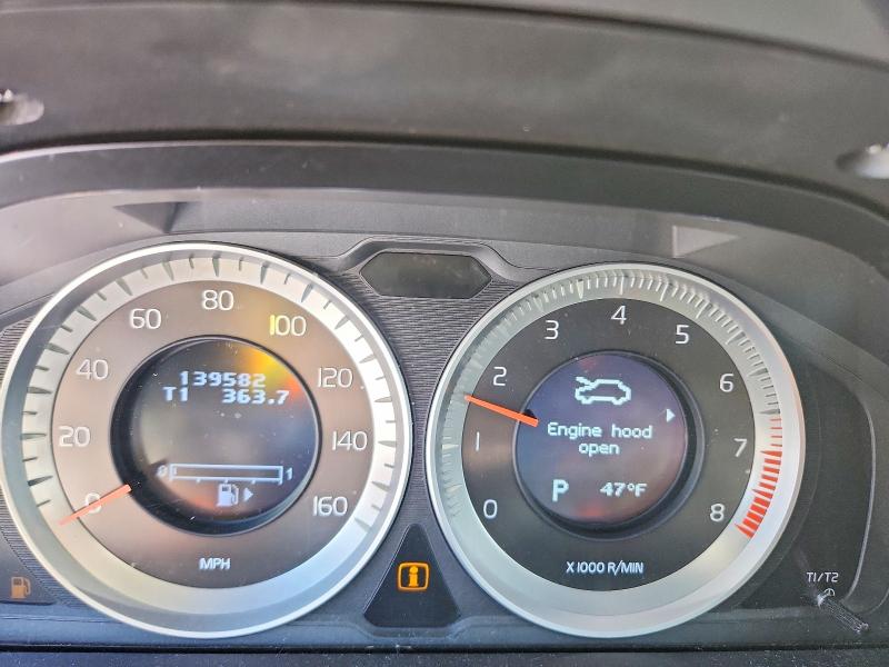 Photo 9 from auction – 2013 VOLVO XC60 3.2 with VIN YV4940DZ3D2396050