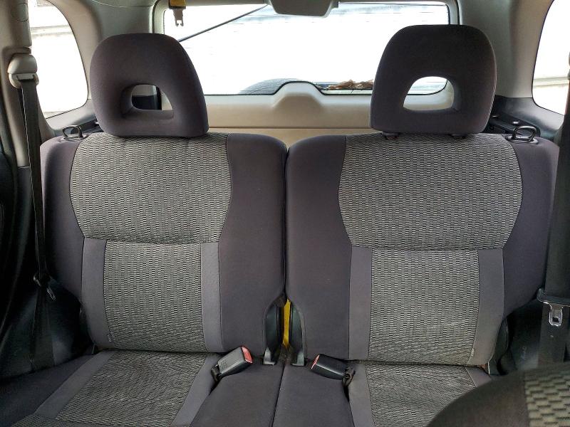 Photo 10 from auction – 2004 TOYOTA RAV4 with VIN JTEGD20V740040233