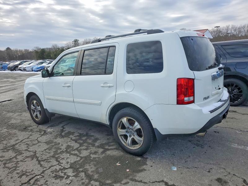 Photo 2 from auction – 2015 HONDA PILOT EXL with VIN 5FNYF4H51FB068827