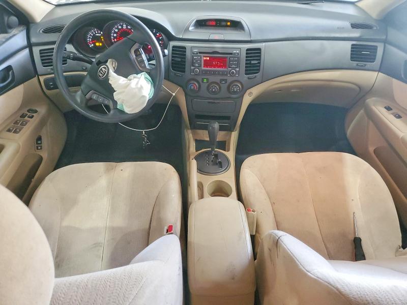 Photo 8 from auction – 2010 KIA OPTIMA with VIN KNAGG4A88A5424033