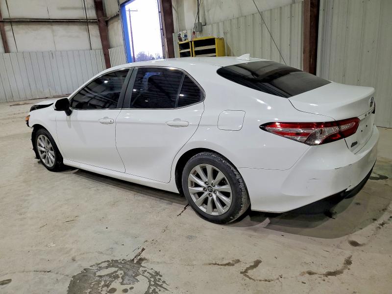 Photo 2 from auction – 2020 TOYOTA CAMRY LE with VIN 4T1C11AK2LU886928