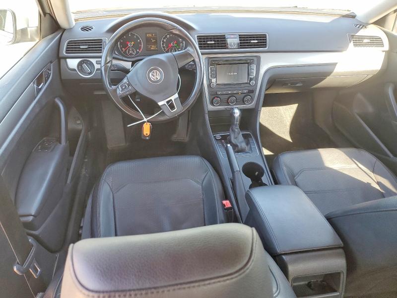 Photo 8 from auction – 2015 VOLKSWAGEN PASSAT S with VIN 1VWAS7A34FC099829