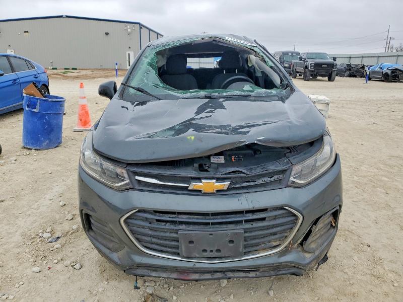 Photo 5 from auction – 2019 CHEVROLET TRAX LS with VIN 3GNCJKSB0KL299037