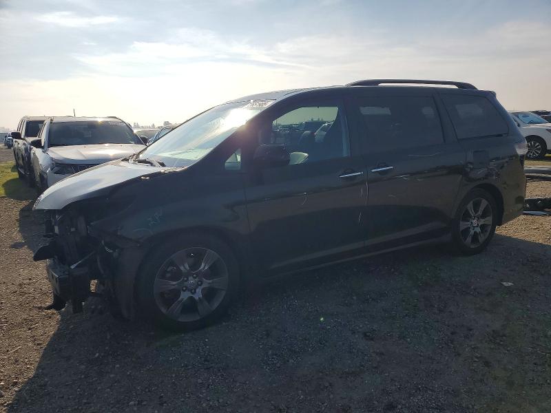 TOYOTA SIENNA SE 2016 with VIN 5TDXK3DC0GS703278 - Photo from auction